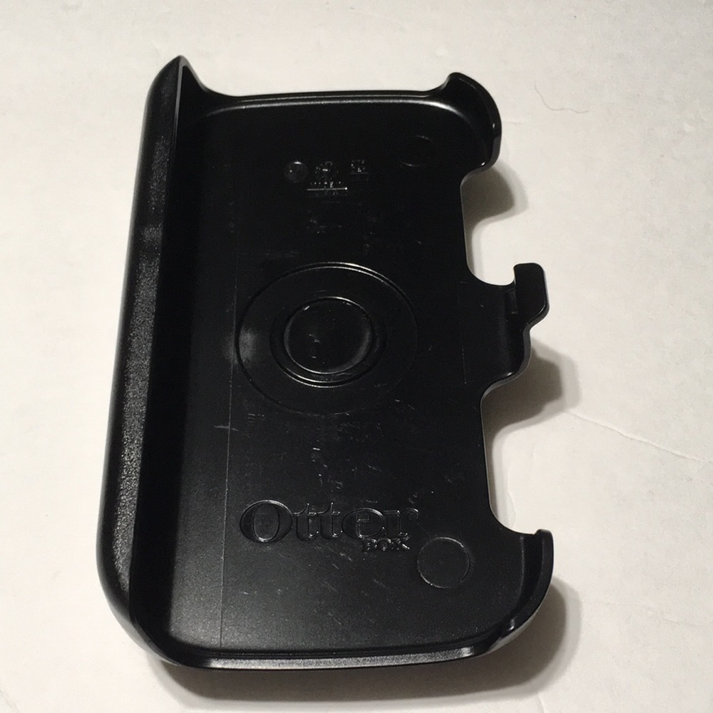 OtterBox Defender Replacement Belt Clip 5-3/4”